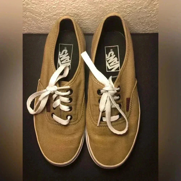 Men’s white and tan Vans size 5 - Picture 2 of 16